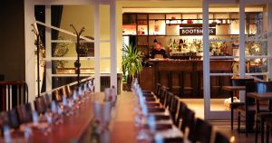 Nico Mordhorst in seinem Restaurant Bootshaus in Kiel